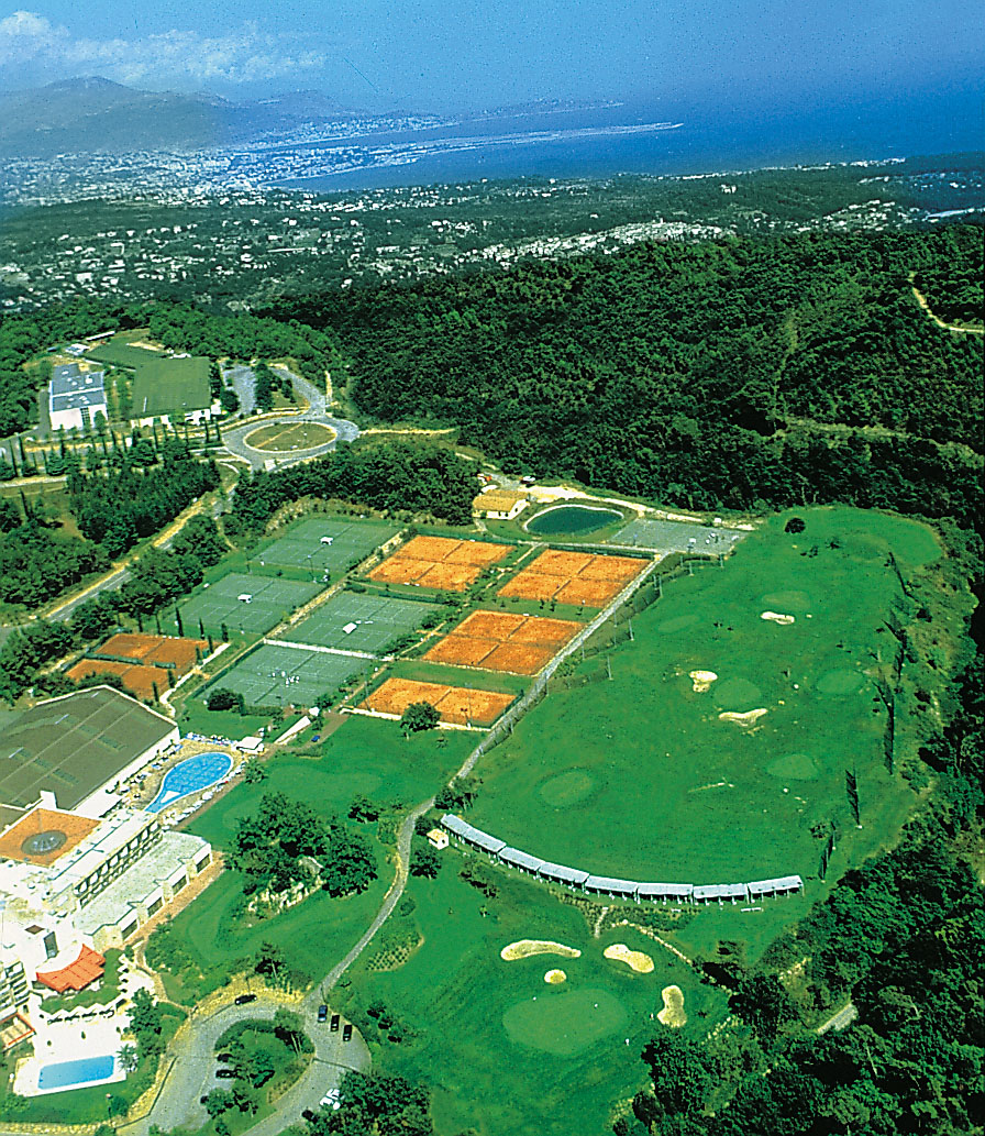 Теннисный лагерь Франция 